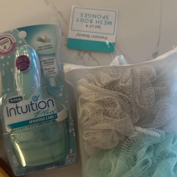 Bundle of 4 - Picture 6 of 12